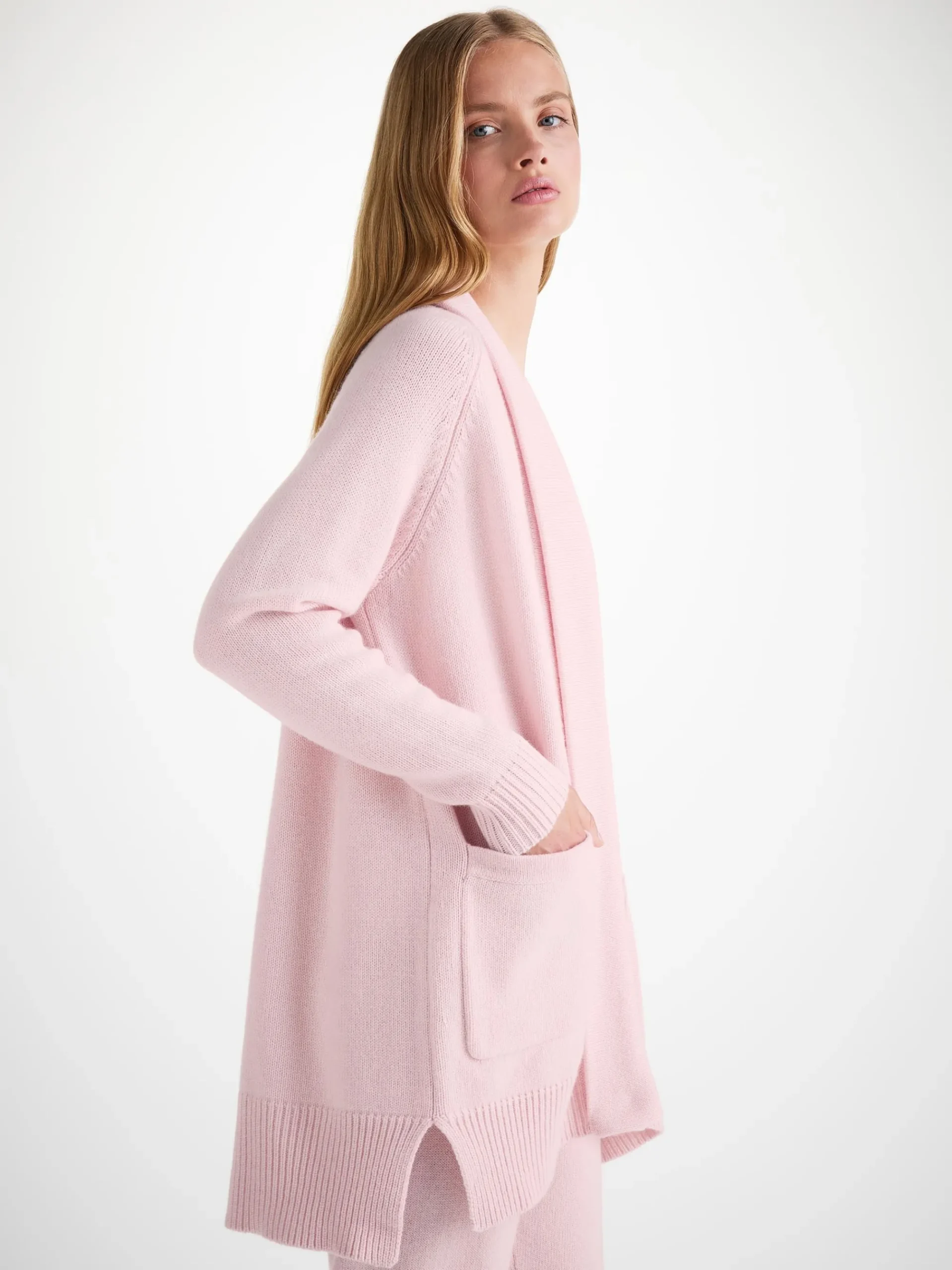 cardigan-and-track-pants-set-yxmIpFTG-3.webp Derek Rose Cashmere Sets|View All>Cardigan And Track Pants Set Ice Pink