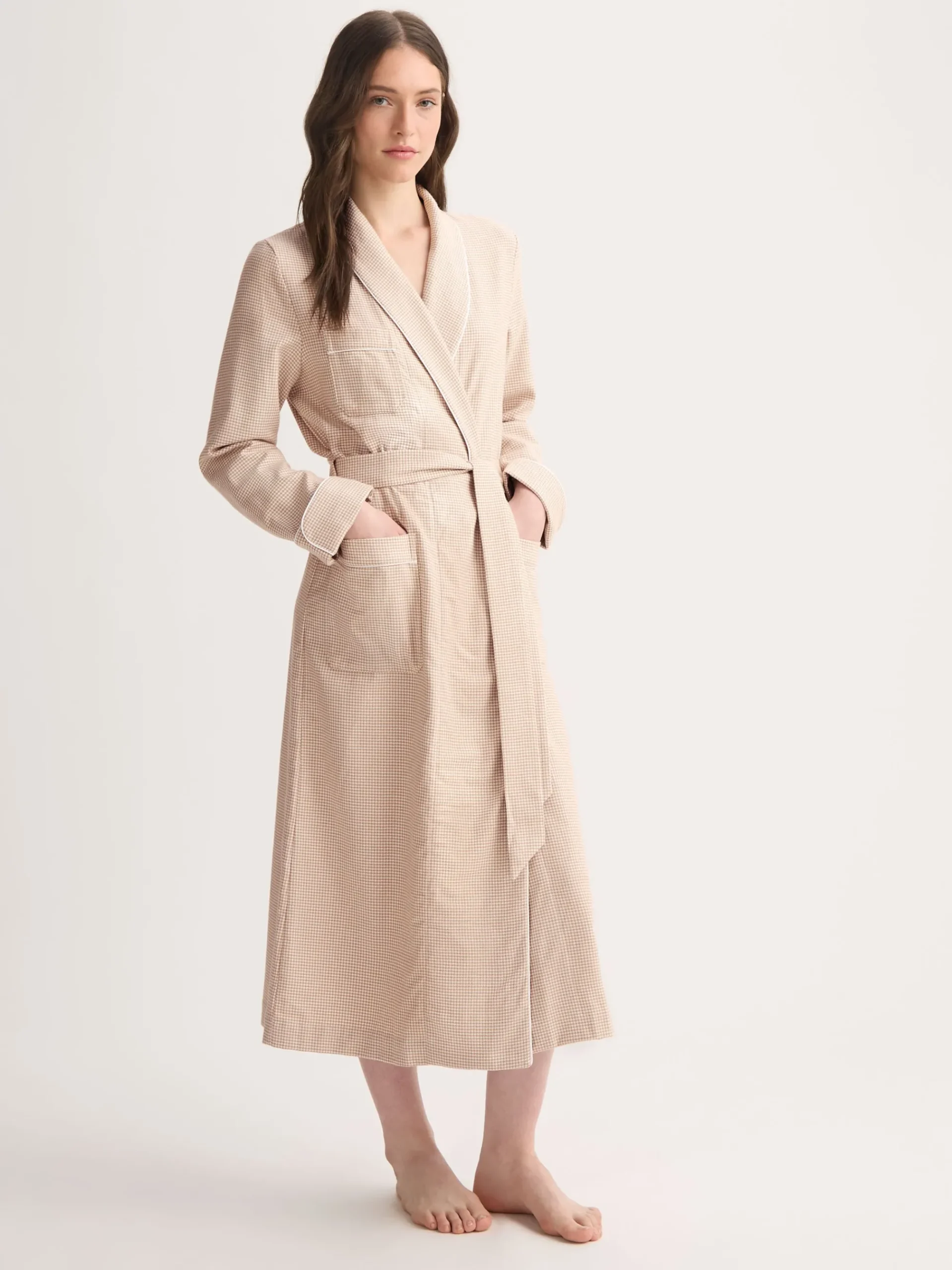 dressing-gown-WIgOnidj-0.webp Derek Rose Gowns & Robes|View All>Dressing Gown Blush