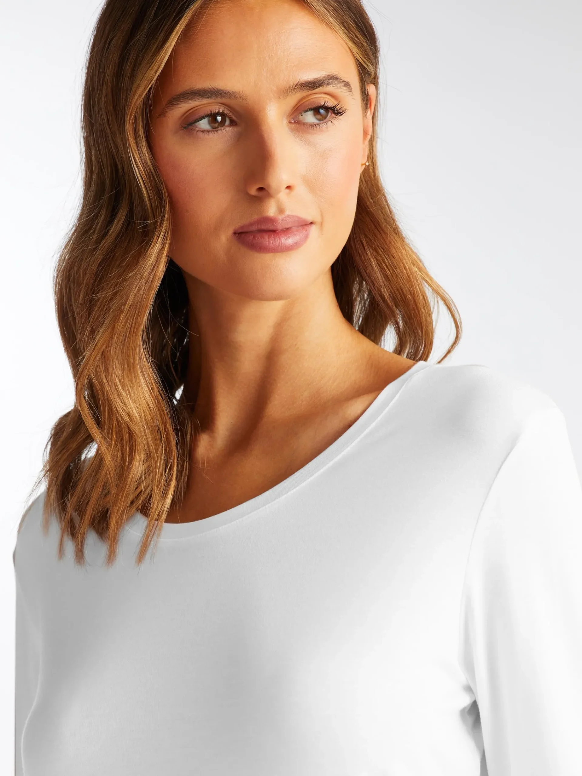 long-sleeve-t-shirt-vkugQaov-4.webp Derek Rose Long Sleeve T-Shirts|View All>Long Sleeve T-Shirt White