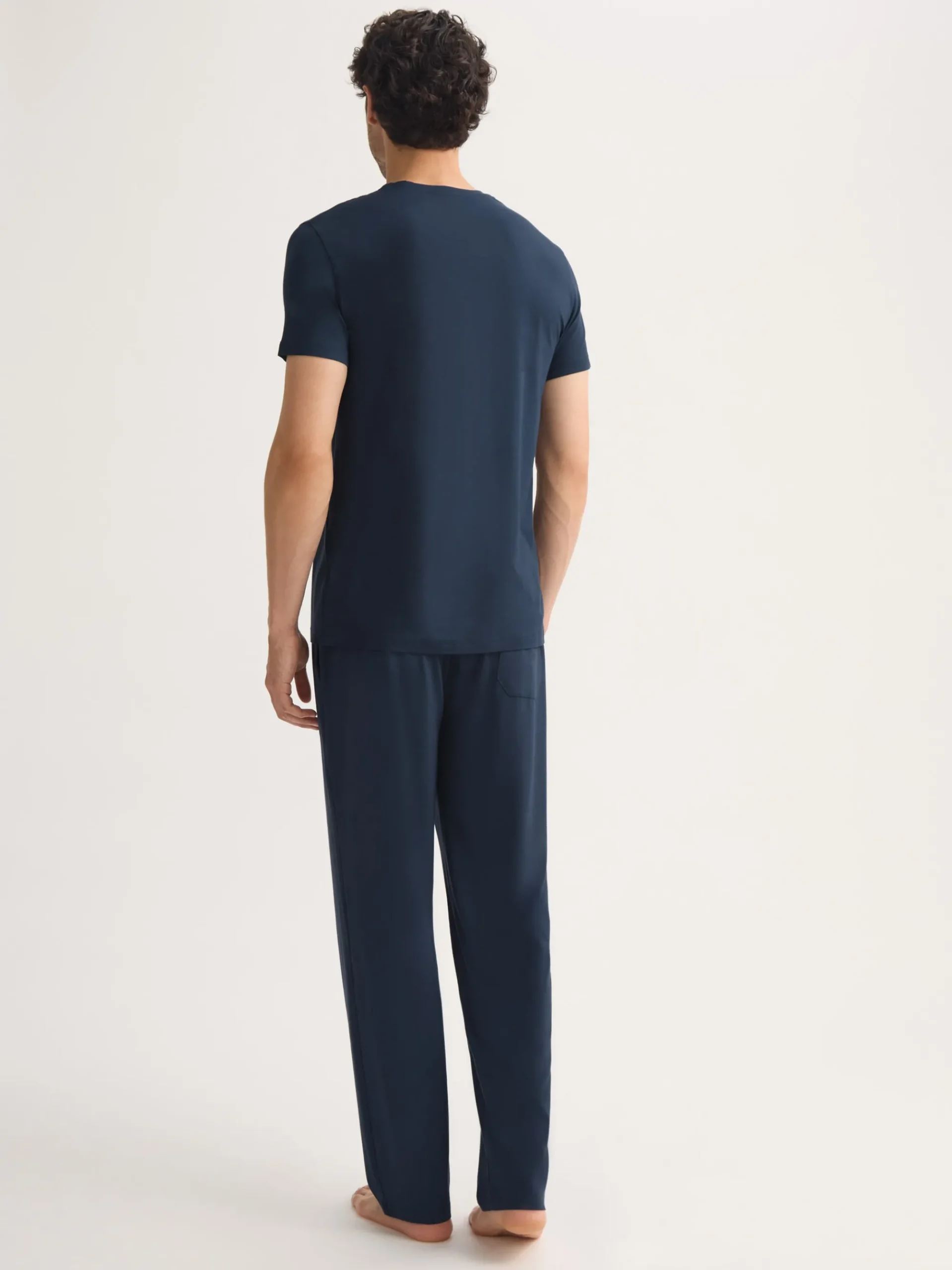 lounge-trousers-tzJVBiHZ-2.webp Derek Rose Lounge Trousers & Shorts|View All>Lounge Trousers Navy Blue