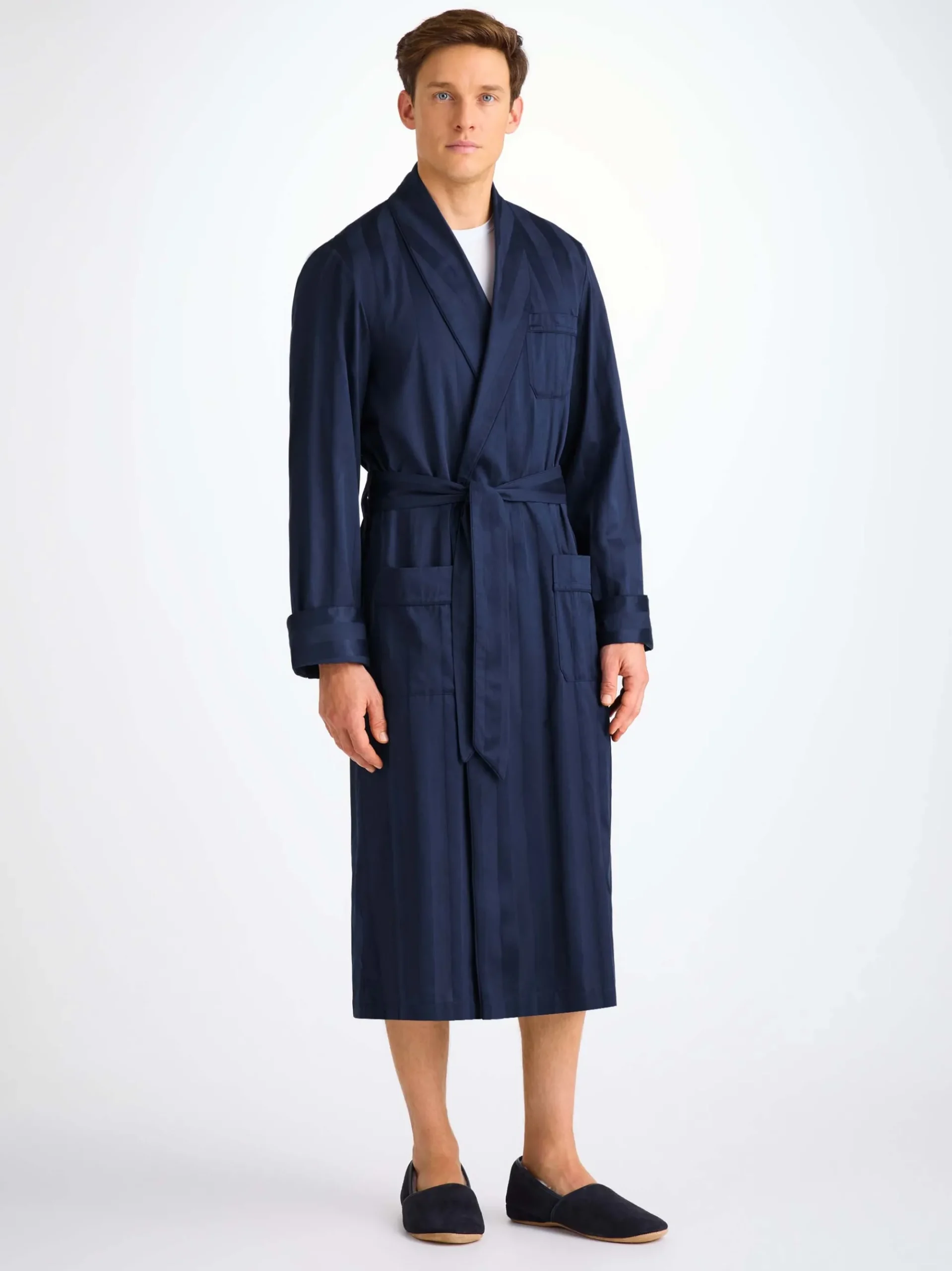 mens-dressing-gown-lKlxlgNH-1.webp Derek Rose Gowns & Robes|View All>Men’s Dressing Gown Navy Blue
