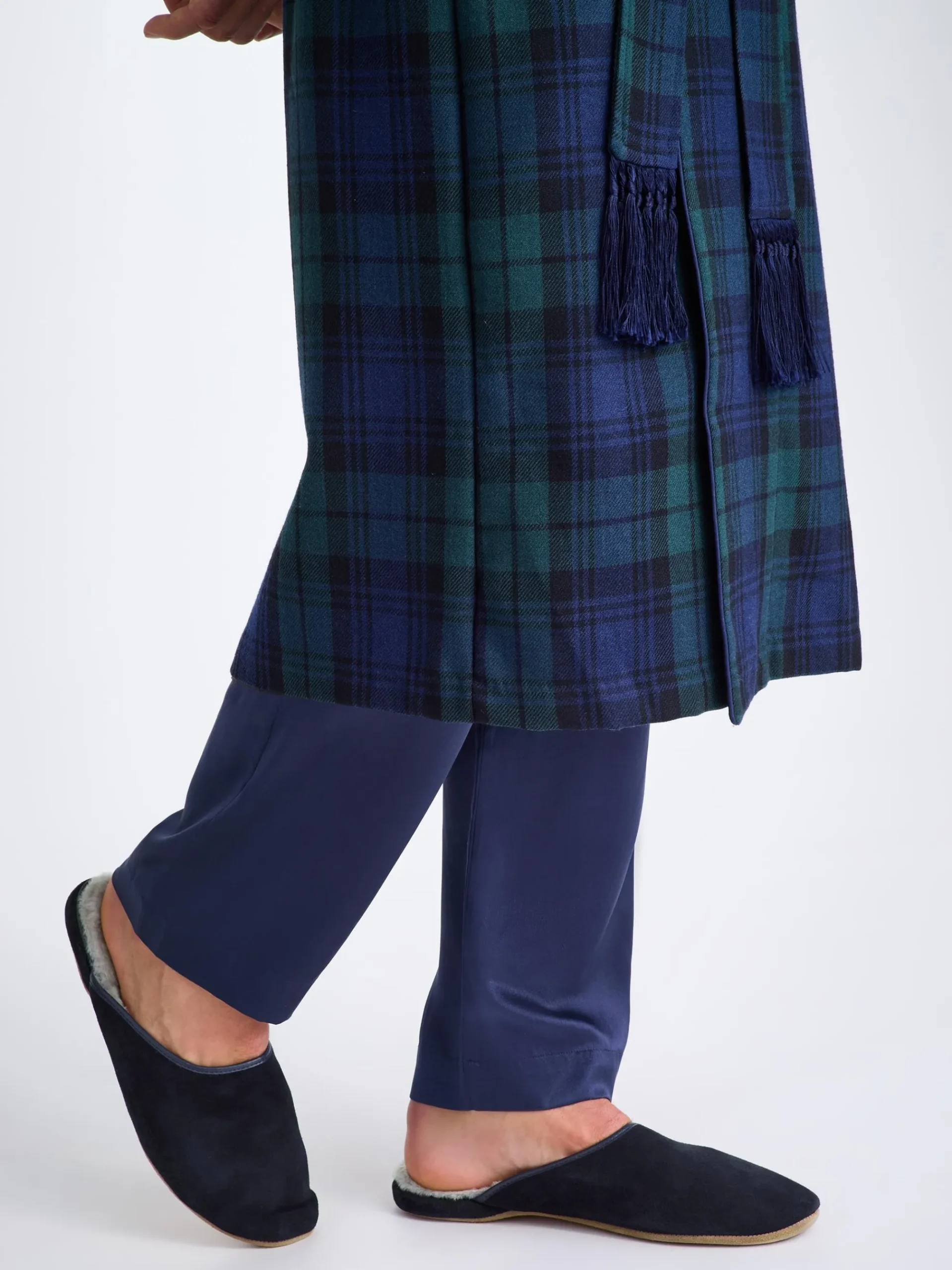 mule-slippers-RiBvoKKG-2.webp Derek Rose View All|View All>Mule Slippers Navy Blue