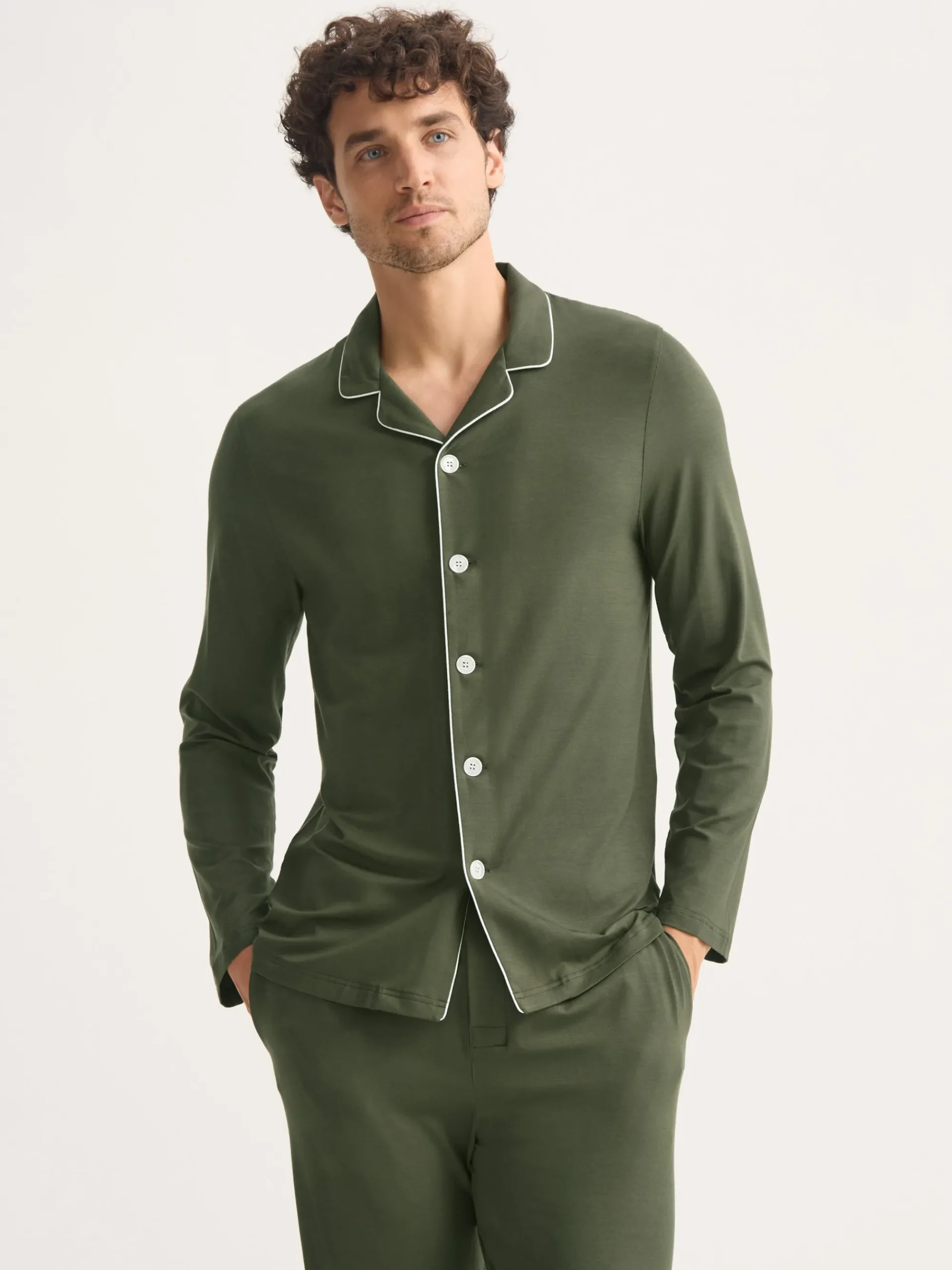 pyjamas-nyxIxMvM-3.webp Derek Rose Mid Weather Pyjamas|View All>Pyjamas Evergreen