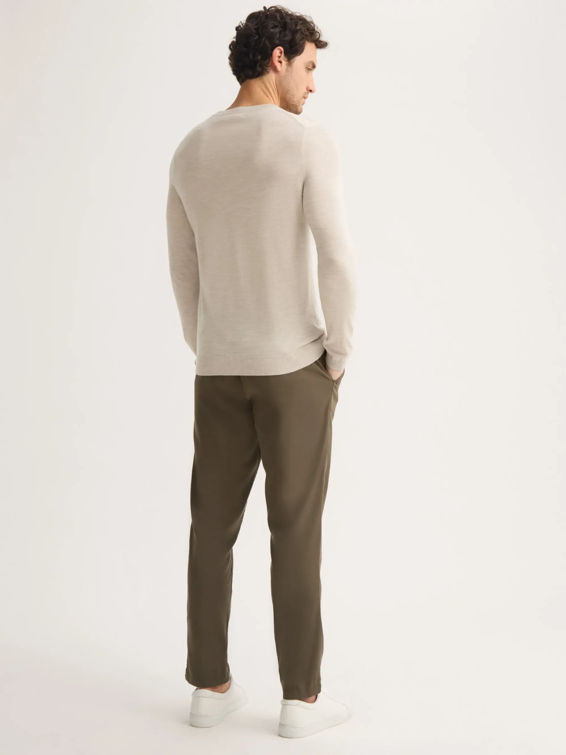 sweater-Qhsymzhp-2.webp Derek Rose Knitwear|View All>Sweater Oat