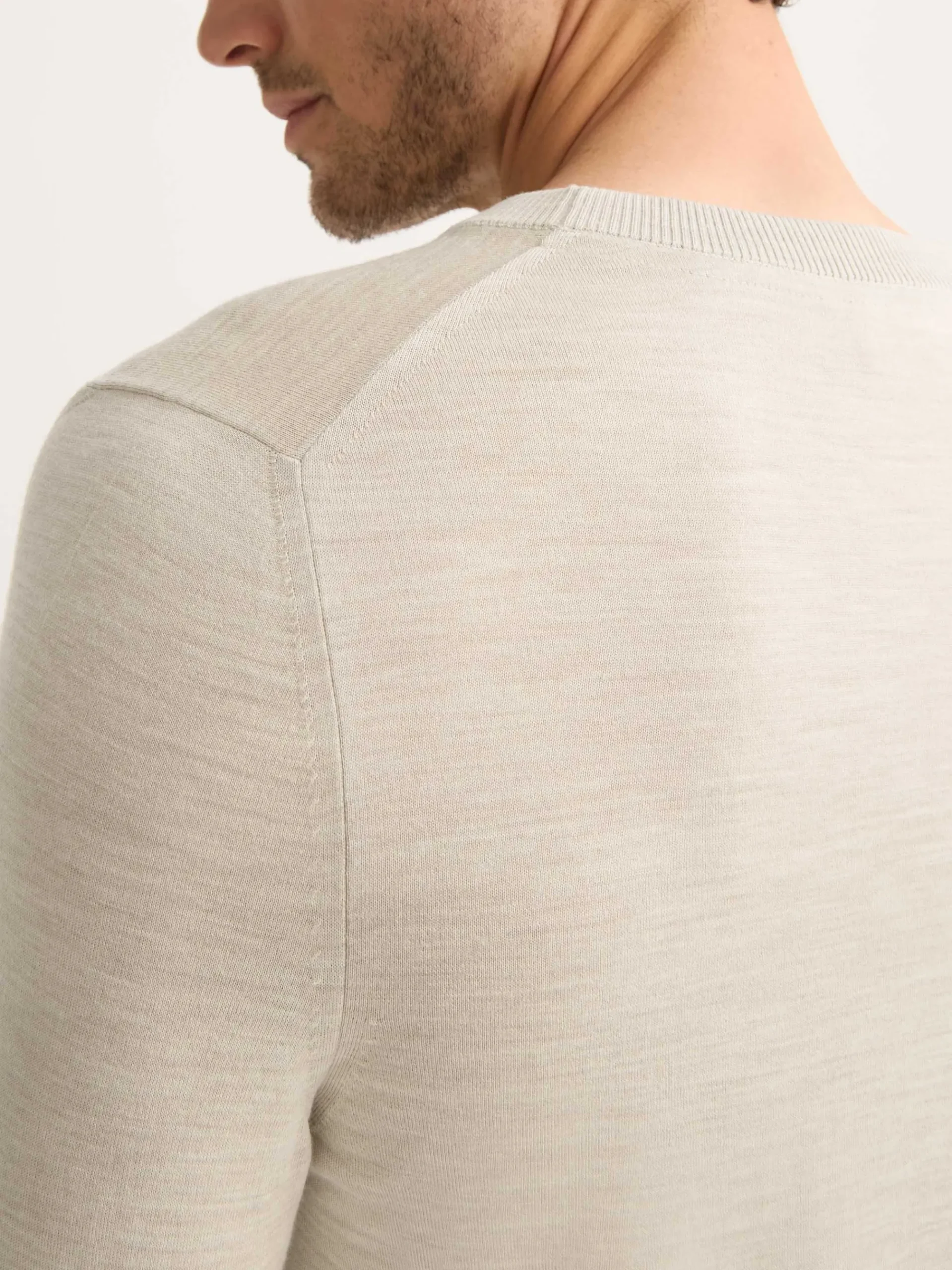 sweater-Qhsymzhp-4.webp Derek Rose Knitwear|View All>Sweater Oat