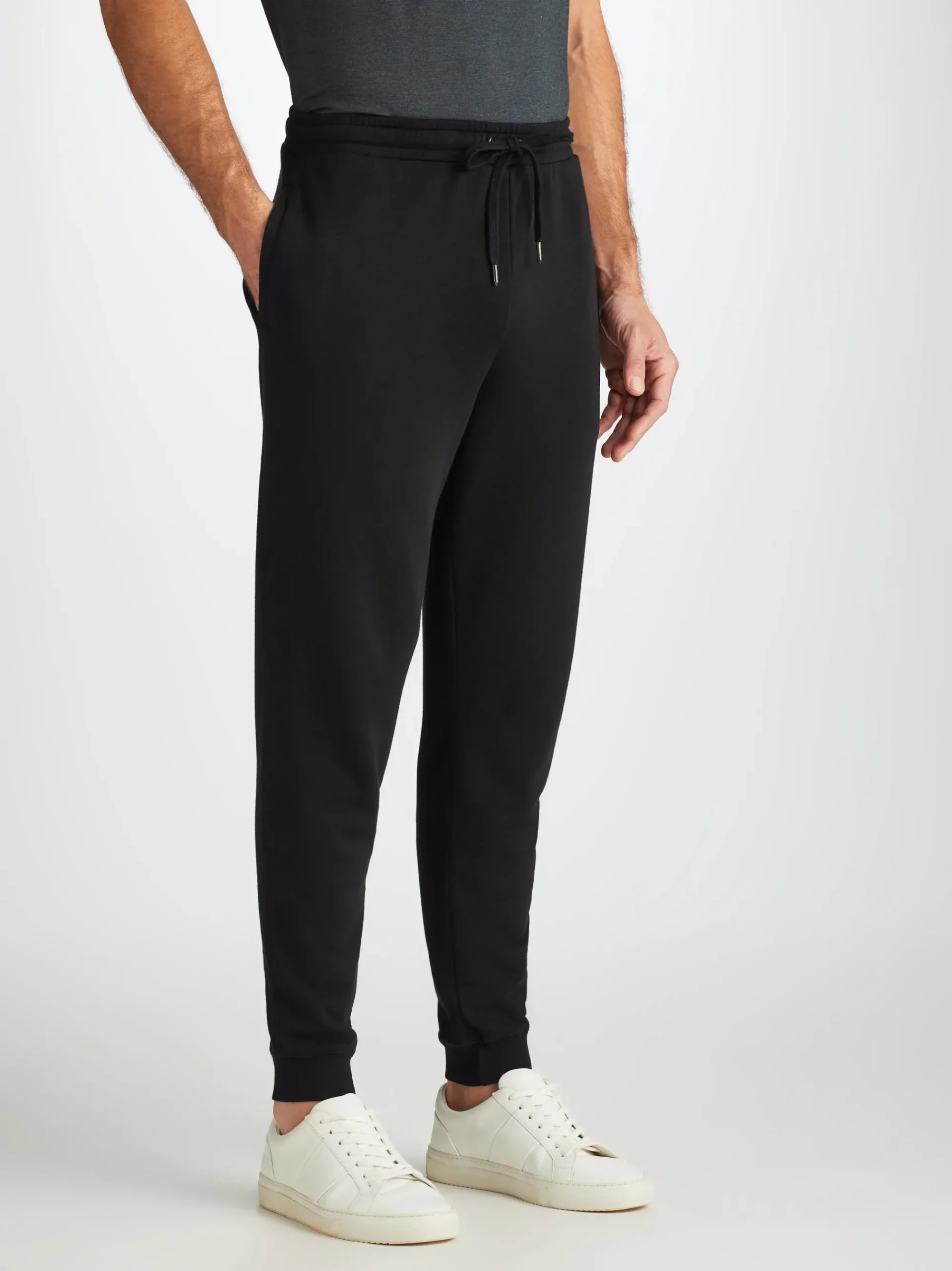 sweatshirt-and-sweatpants-set-nxpRDncJ-2.webp Derek Rose Sets|View All>Sweatshirt And Sweatpants Set Black