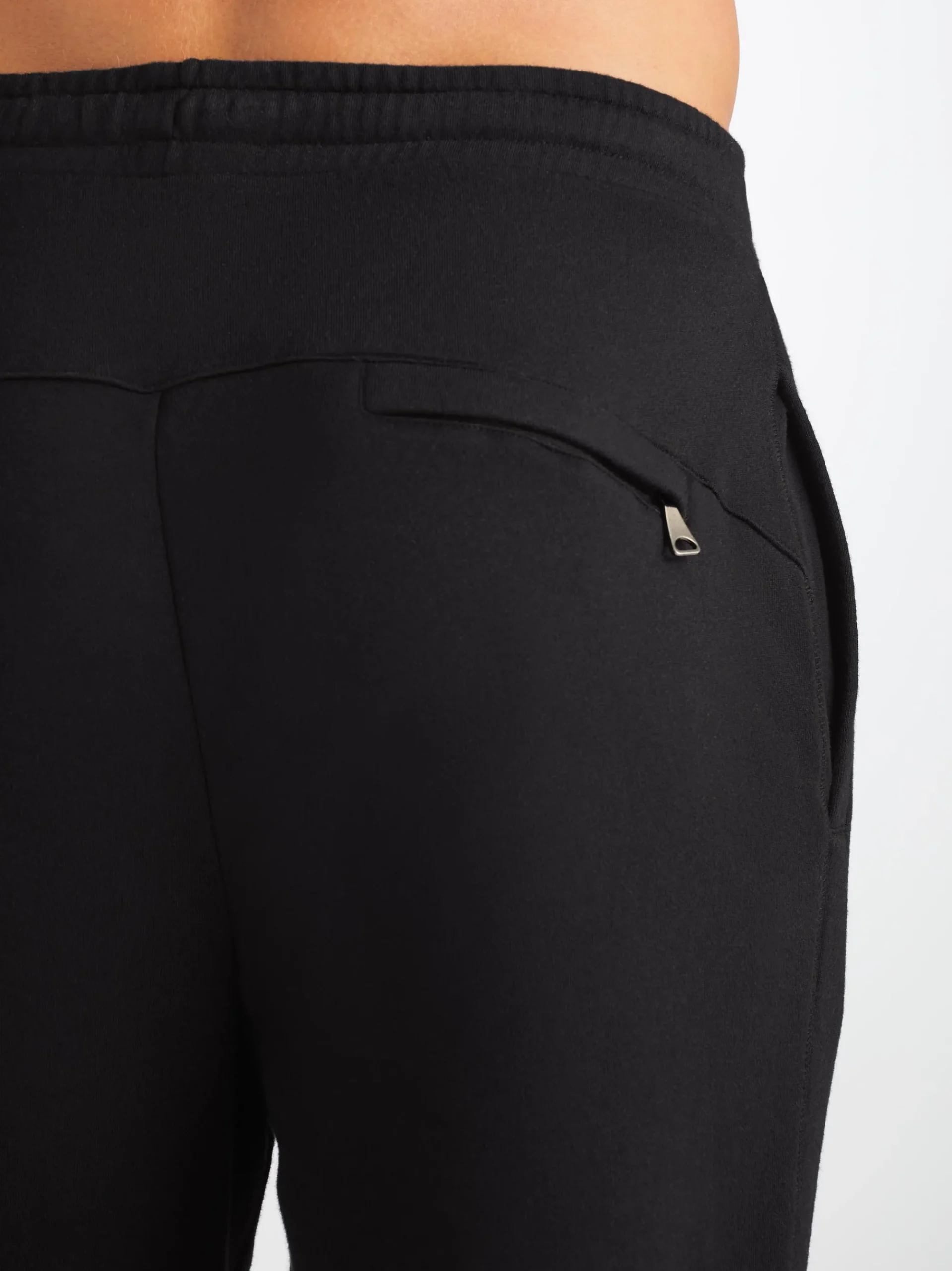 sweatshirt-and-sweatpants-set-nxpRDncJ-7.webp Derek Rose Sets|View All>Sweatshirt And Sweatpants Set Black