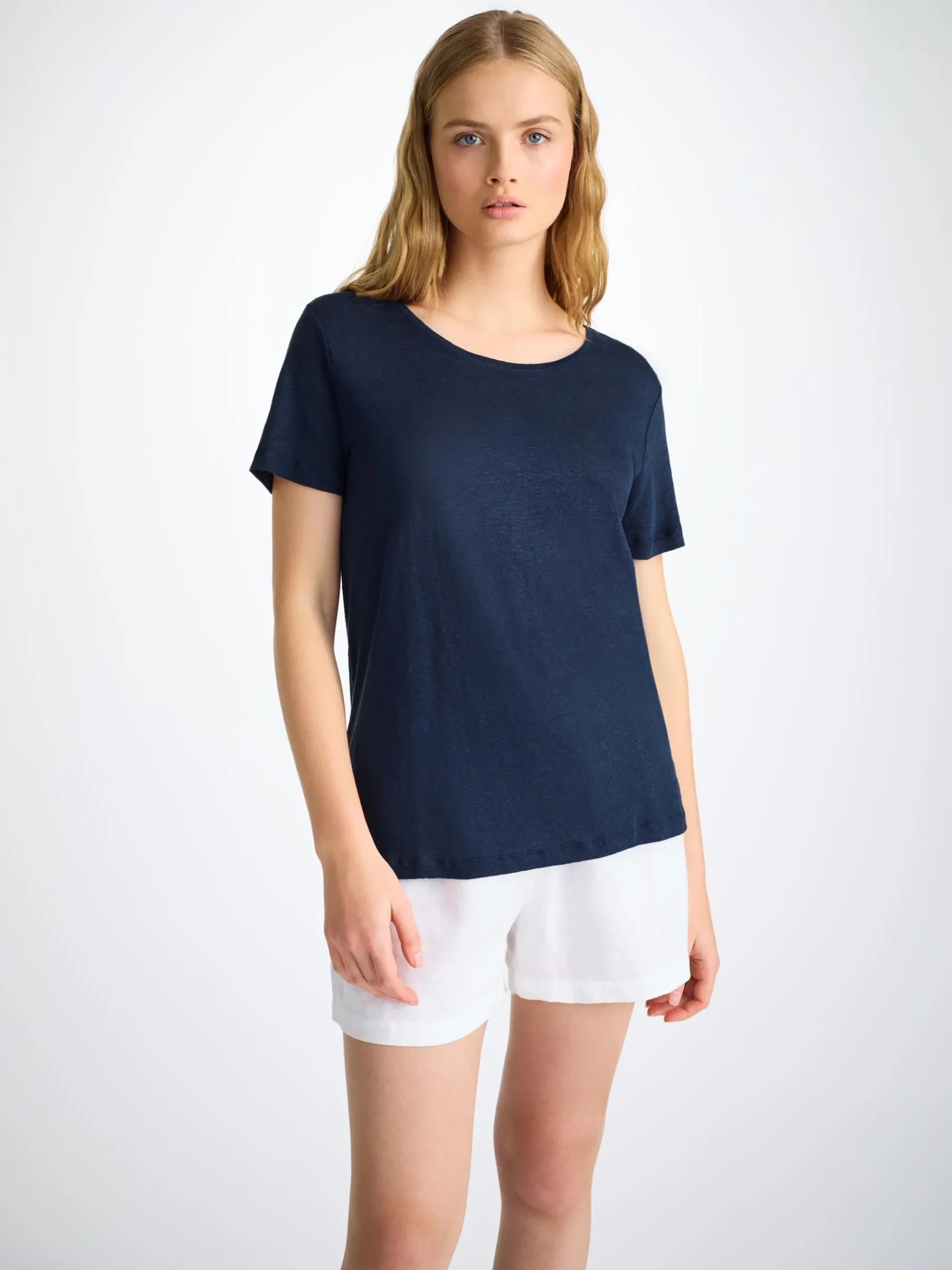 t-shirt-DcgfvtJu-2.webp Derek Rose Crew Neck T-Shirts|View All>T-Shirt Navy Blue