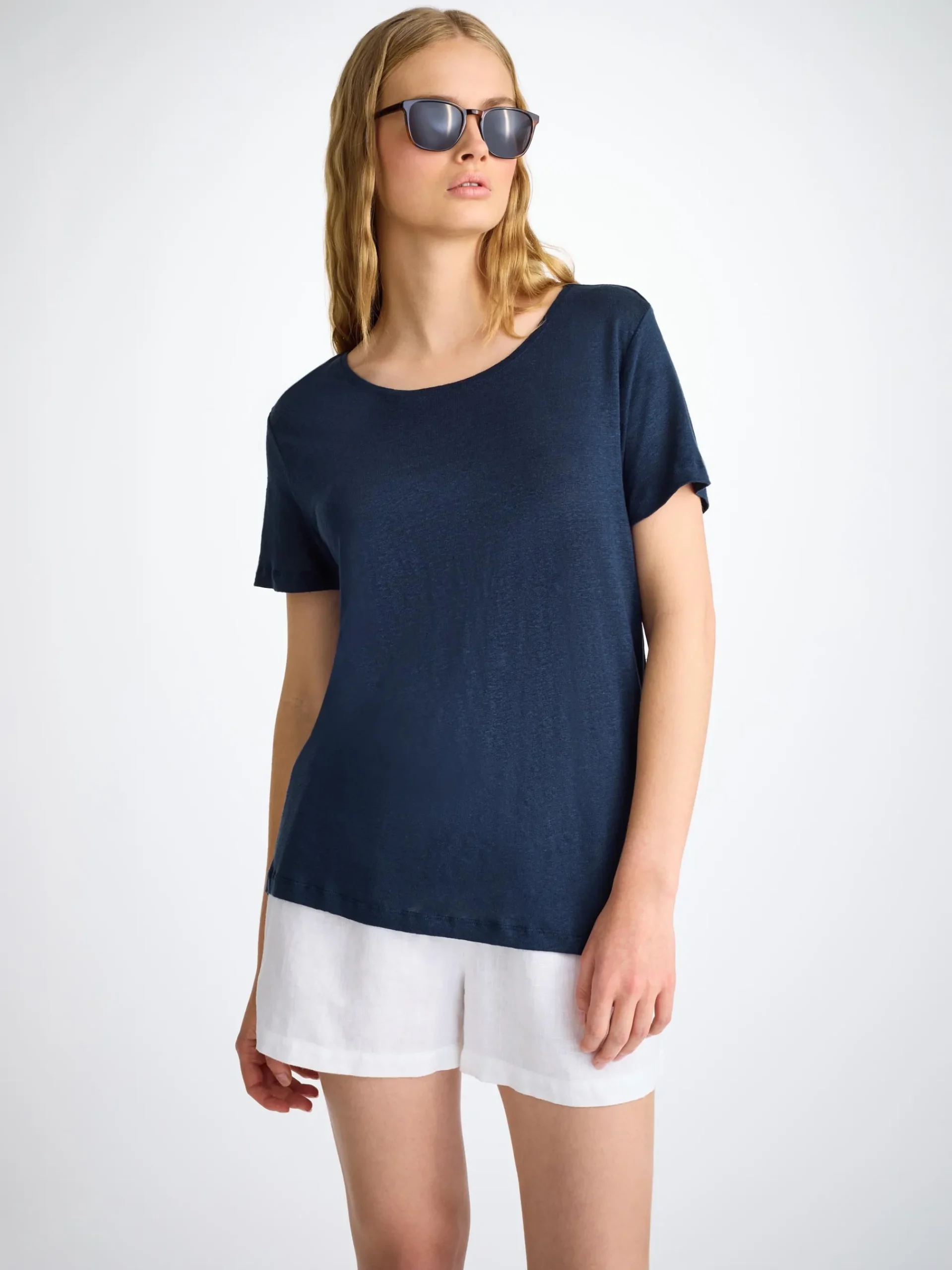 t-shirt-DcgfvtJu-6.webp Derek Rose Crew Neck T-Shirts|View All>T-Shirt Navy Blue