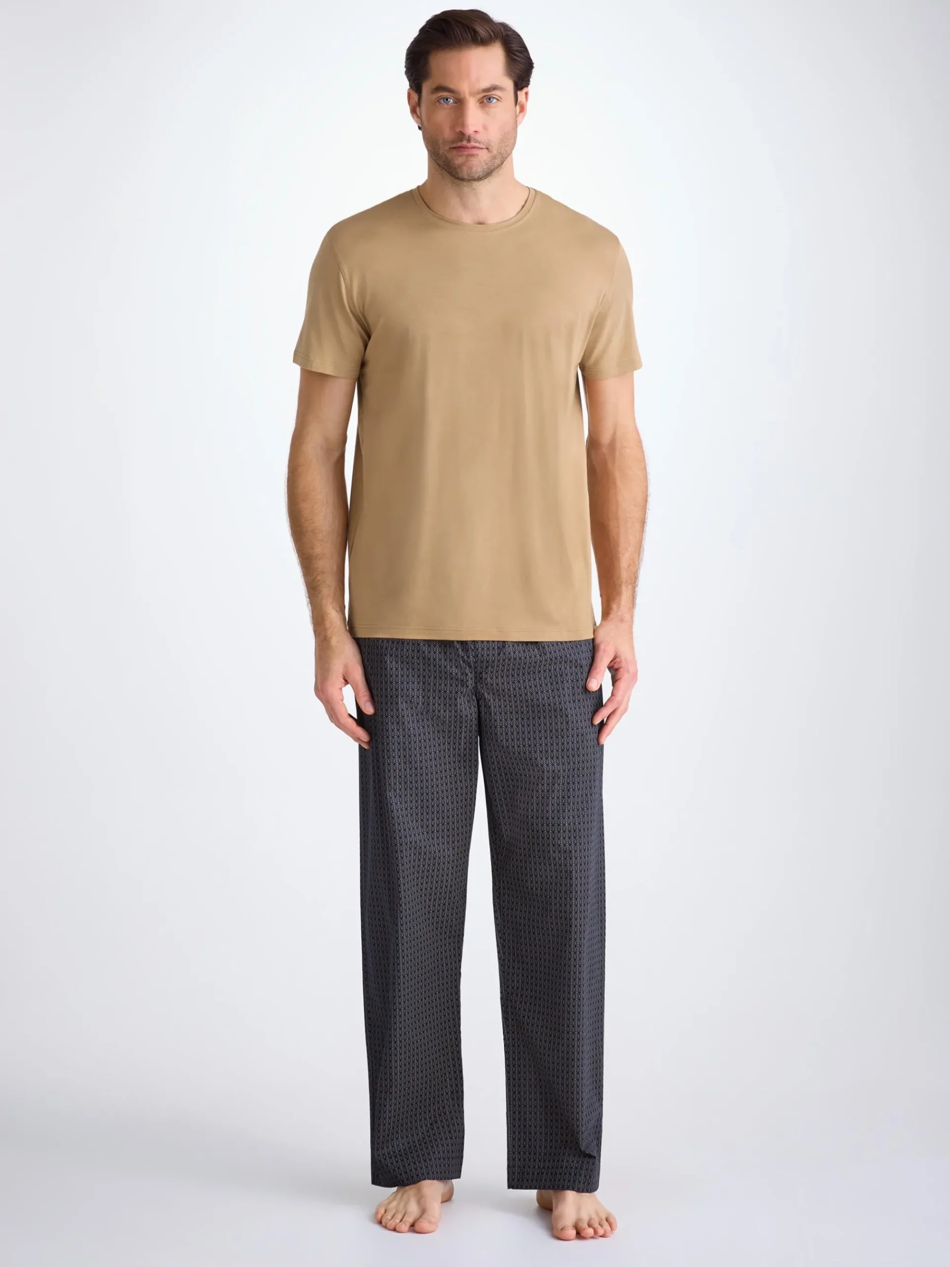 t-shirt-YRThmSuC-2.webp Derek Rose Crew Neck T-Shirts|View All>T-Shirt Camel