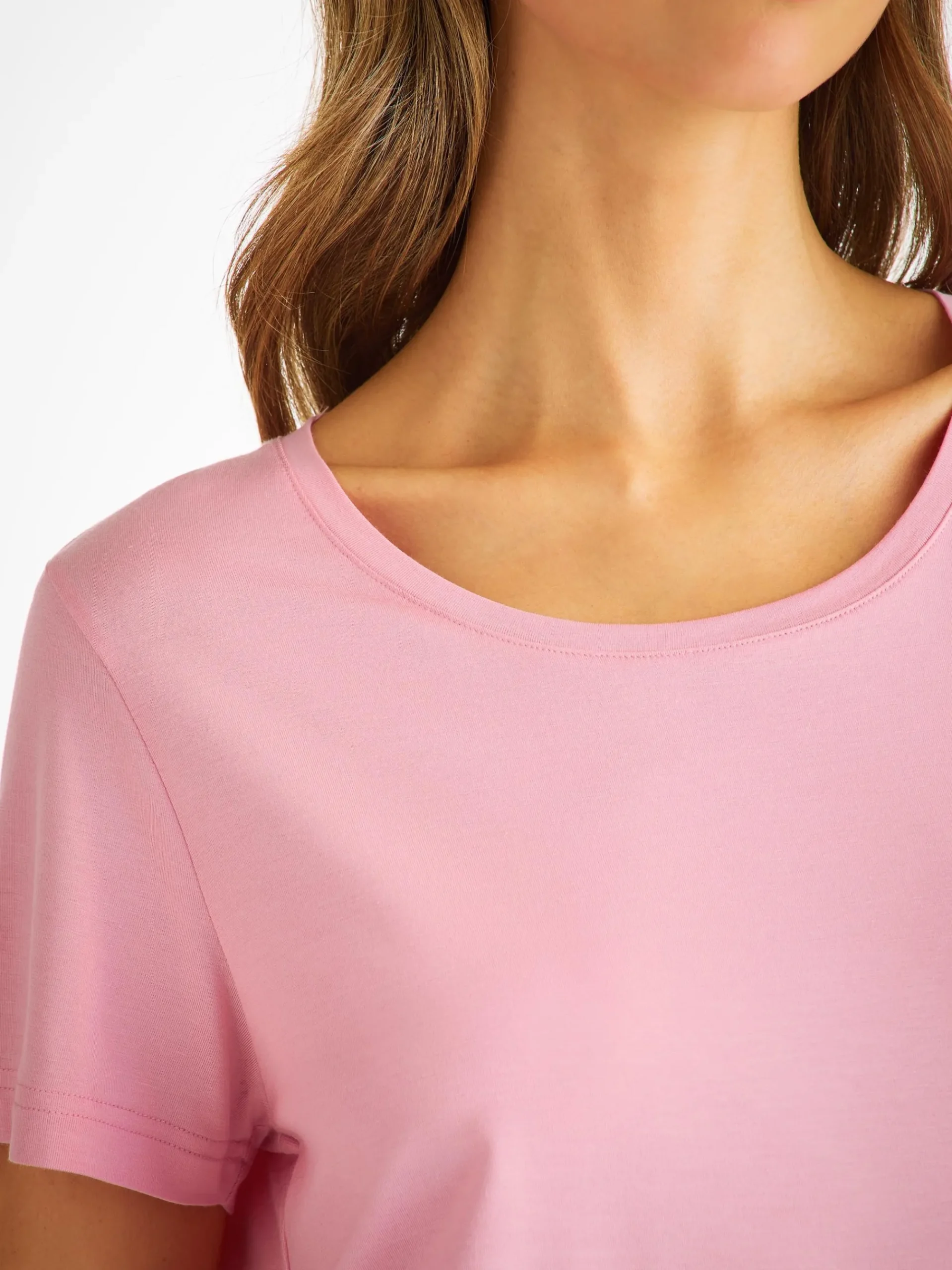 t-shirt-iOFuJdDi-5.webp Derek Rose Crew Neck T-Shirts|View All>T-Shirt Ballet Pink