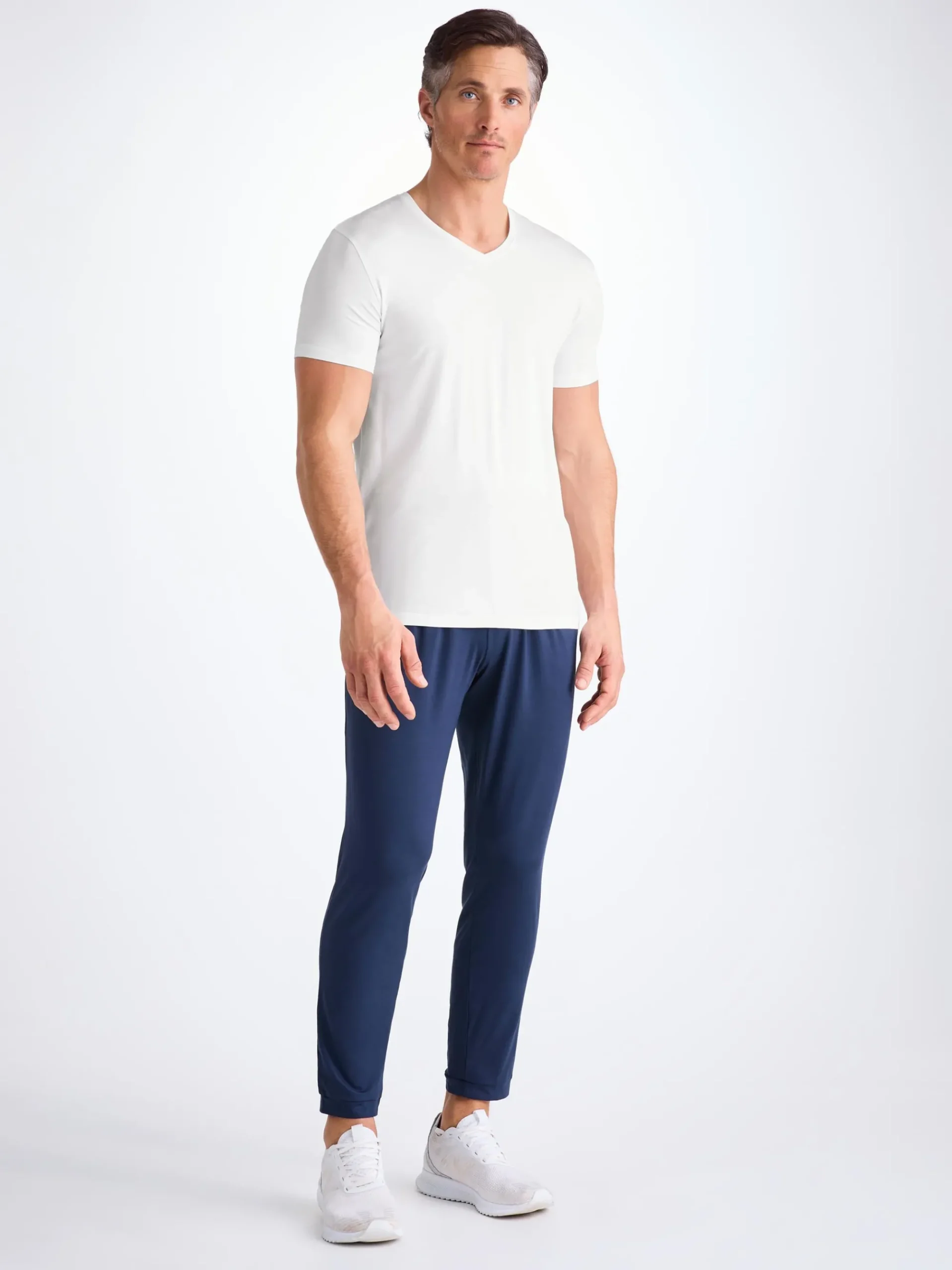 v-neck-t-shirt-HLEhceHY-2.webp Derek Rose V-Neck T-Shirts|View All>V-Neck T-Shirt White