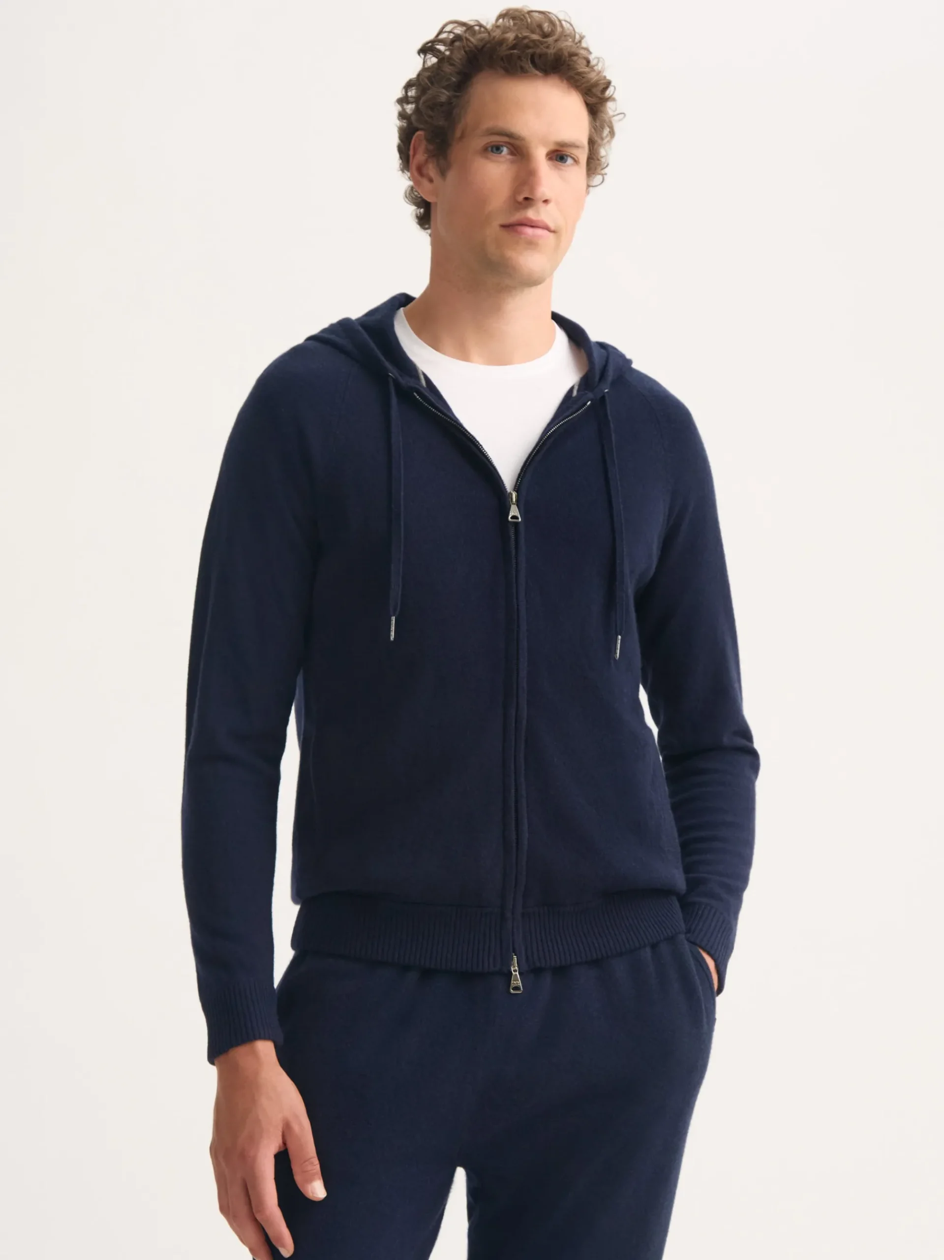 zip-up-hoodie-YLBoYKzj-6.webp Derek Rose Hoodies|View All>Zip Up Hoodie Navy Blue