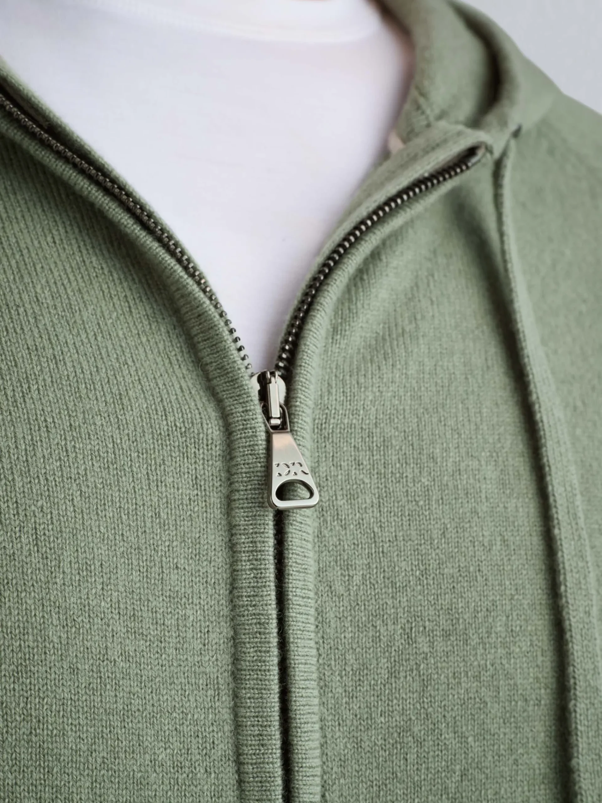 zip-up-hoodie-rzOsKltM-4.webp Derek Rose Hoodies|View All>Zip Up Hoodie Sage Green